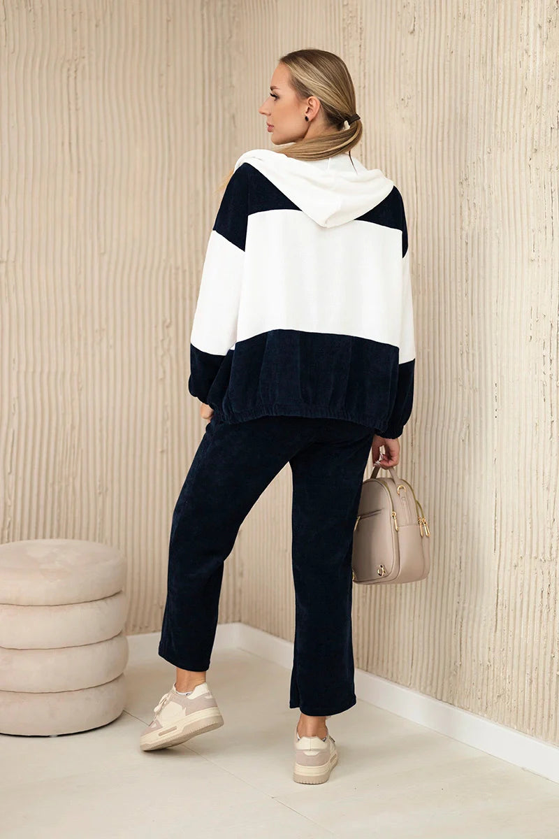 Komplet prążkowany welur bluza + spodnie , Granatowy uniwersalny , Komplety , IT , 29850_2_702c83e3-cb2b-4a05-99b3-cd29f82ff8fb , 6650 Komplety Odzież Damska Wszystkie Produkty