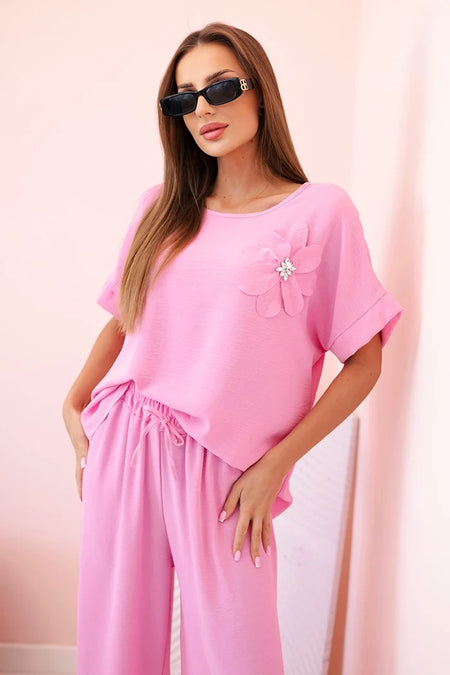 Komplet damski z wiskozy z ozdobnym kwiatem i szerokimi spodniami , Jasny różowy uniwersalny , Komplety , IT , 33153_4 , ART0109 Komplety Moda Włoska Nowości Odzież Damska wiosna Wszystkie Produkty