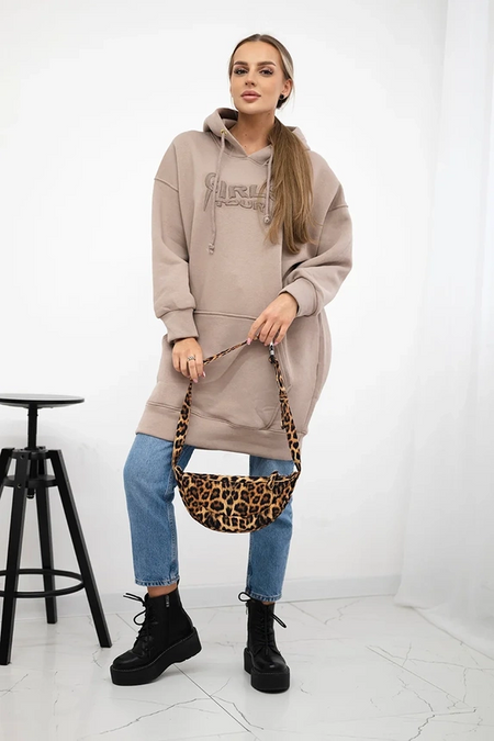 Bluza ocieplana z haftowanym napisem oversize , Ciemno Beżowa uniwersalny , Bluzy , TR , pol_pm_Bluza-ocieplana-z-haftowa_2_c35b83a8-82ab-4d0f-b8d3-eab346455a47 , 9310 Bluzy Jesien Odzież Damska Wszystkie Produkty