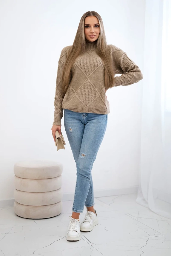 Sweter wkładany przez głowę w romby , Ciemny Beżowy uniwersalny , Swetry , TR , pol_pm_Sweter-wkladany-przez-glo_1_37699042-fd35-4813-a682-1077a7d7f873 , 24-12 Jesien Odzież Damska Swetry Wszystkie Produkty